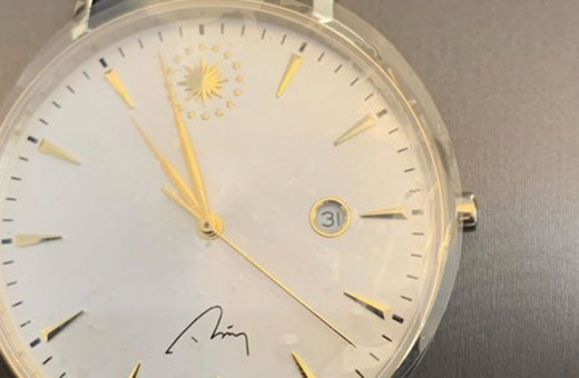 AK Partili vekillere Cumhurbaşkanlığı logolu saat hediye edildi mi?