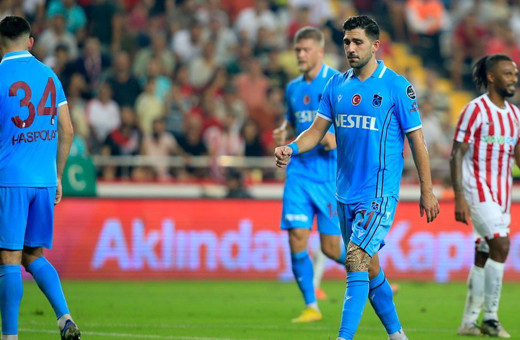 Trabzonspor Antalyaspor'a 5-2 mağlup oldu