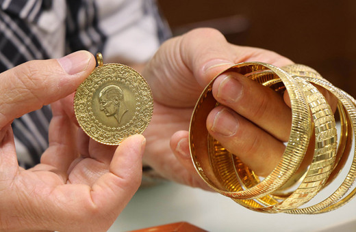 Altında düşüş başladı gram 1014 lira oldu! Elinizdeki sakın satmayın tarih belli altın bombası patlıyor