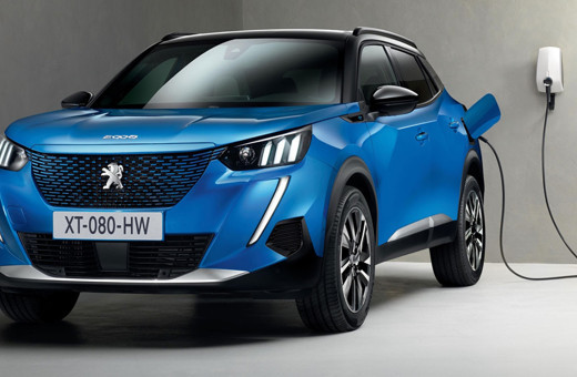 Elektrikli Peugeot e-2008 Türkiye'de satışa çıktı fiyatı dikkat çekti!