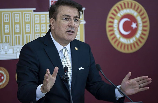 AK Parti'li Aydemir'den Kılıçdaroğlu'na 'kış saati' tepkisi ABD yaz saatine geçti