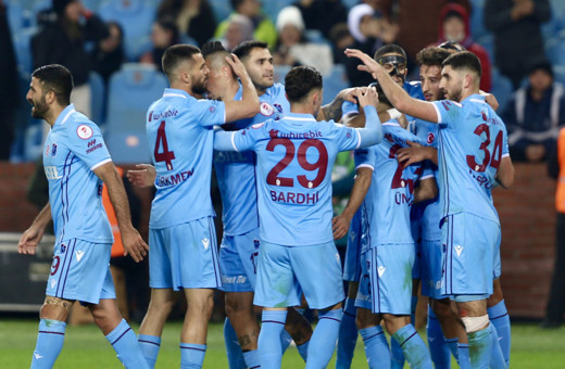 Karadeniz derbisini kazanan Trabzonpor! Son 16 biletini 3 golle kaptı!