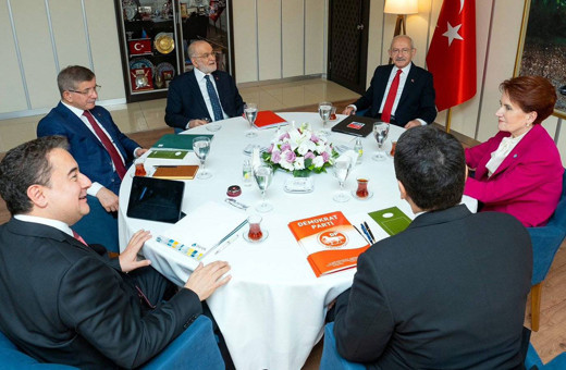 6'lı Masa'da yeni koltuk pazarlığı! DEVA Partisi CHP'den 5 milletvekili daha istedi!