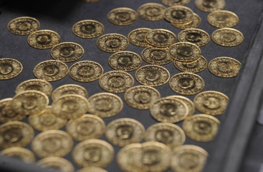 Altın rekora koşuyor kazandırmaya devam ediyor! Fiyatlar hızla yükseldi uzmanı asıl tarihi verdi