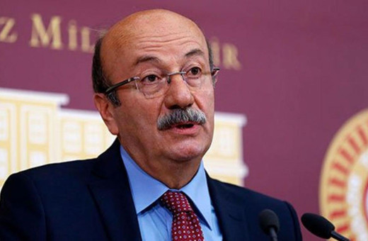 CHP'li Mehmet Bekaroğlu'ndan şok paylaşım! CHP'liler tepki gösterince silmek zorunda kaldı