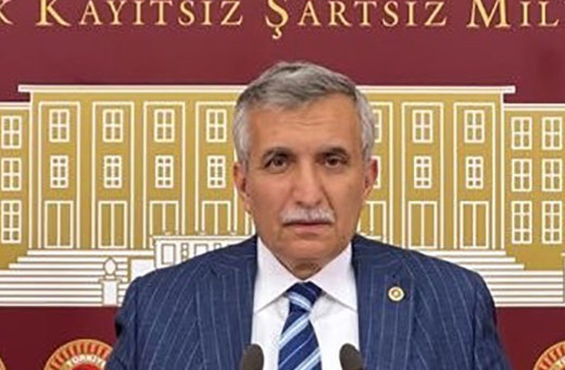 AK Partili vekil Beşiktaş kongre üyeliğinden istifa etti