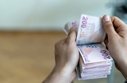 Haberi duyan emekli havaya çoktan girdi bayram ikramiyesi 5.500 deniyordu 8.500 Erdoğan'ın masasında