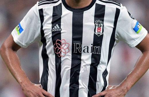 Beşiktaş'ta sakatlık şoku! Yıldız futbolcu derbide forma giyemeyecek