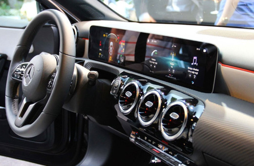 Mercedes Rusya pazarından tamamen çekildiğini duyurdu