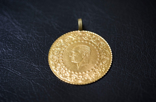 Altın yeni rekor kırdı! Dolarla birlikte altın fiyatları da uçtu 9 Haziran 2023 gram altın 1480 lira oldu