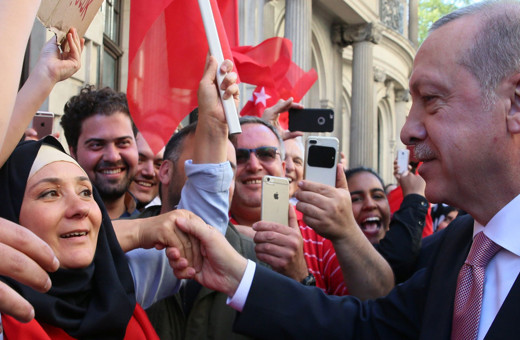 Cumhurbaşkanı Erdoğan sahaya iniyor! Emeklilere özel indirim kartı geliyor