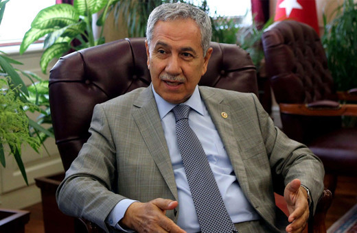 Bülent Arınç: Ağzıma biber sürüldü, televizyonlara çıkma dendi! Bazı hatalar yaptı diye Cumhurbaşkanımıza sırt çevirmem