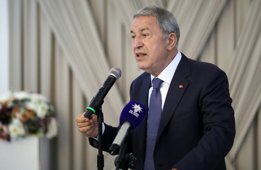 Bakan Akar'dan terörle mücadele vurgusu! "Ortaya çakma terörle mücadeleciler çıktı"