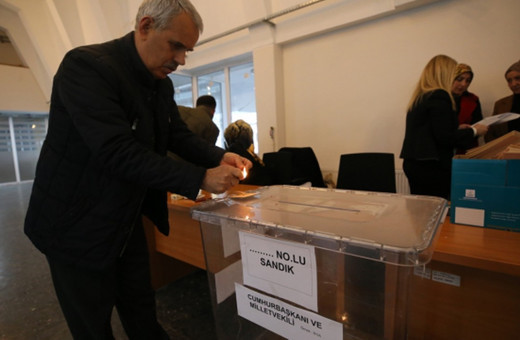 Erzurum ve Kars'ta oy kullanılacak okullarda hazırlıklar tamamlandı