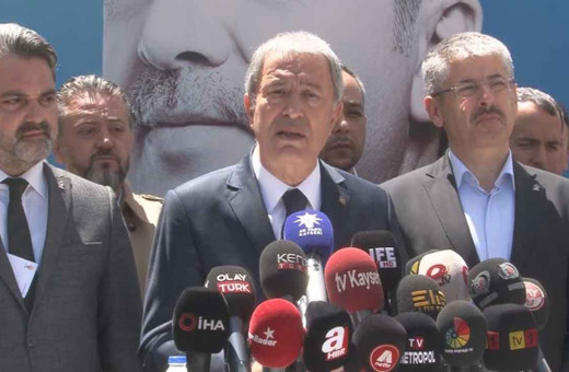 Bakan Akar seçim sonuçlarını değerlendirdi! "Bir takım sözler ediliyor ama bunların aslı astarı yok"