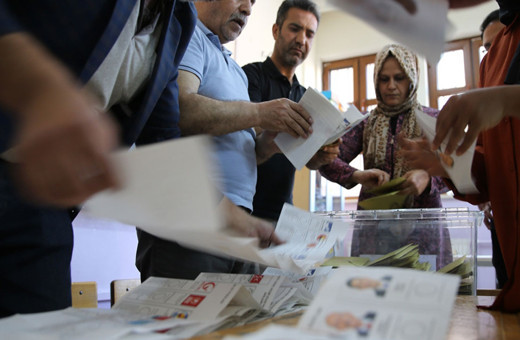 Seçim heyecanı sürüyor! İkinci turda 50 bin yeni seçmen oy kullanacak