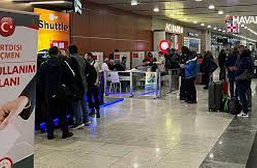 Sabiha Gökçen Havalimanı'nda oy kullanma işlemi devam ediyor