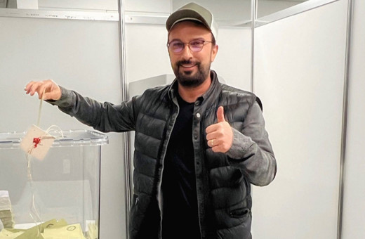 Tarkan ikinci tur için oyunu kullandı ve mesaj verdi!