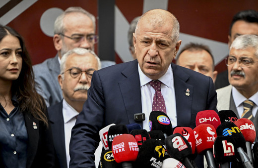 Ümit Özdağ'dan 'bakanlık istedi' iddiasıyla ilgili açıklama: Sürecin içerisinde fiilen yer almanız lazım