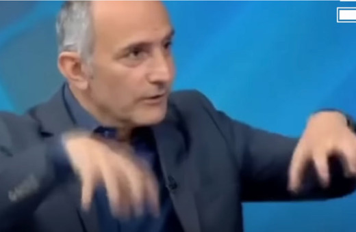 Emin Çapa canlı yayında böyle çıldırdı! Tayyip Erdoğan kazandıkça çıldırıyorlar