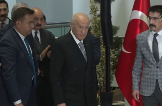 Devlet Bahçeli'den seçim zaferi açıklaması! "Dünya birleşti karşımıza çıktı, fakat Türk milletine sökmemiştir"