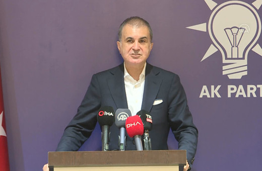 AK Parti'den 'balkon konuşması' açıklaması! "Suyu bulandıran iki belediye başkanı, bu gelenek sizde yok"