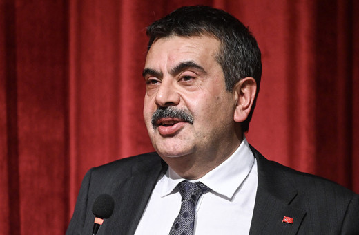 Milli Eğitim Bakanı Yusuf Tekin: Öğretmen arkadaşlara müjdeyi verelim