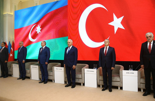 AK Parti ve Yeni Azerbaycan Partisi heyetleri, Şuşa'da buluştu