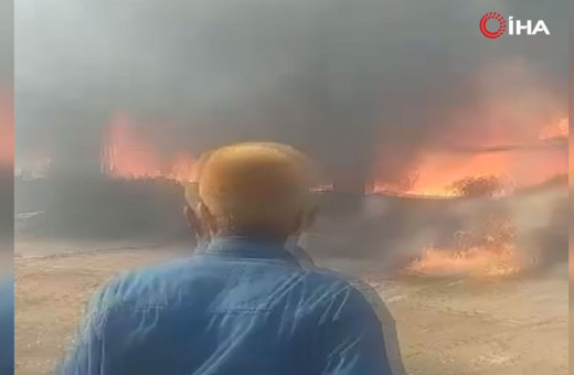 Yemek yaparken evin alt katını yaktı!