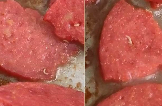 Marketten aldığı sucuğun içinden kurtçuk fışkırdı