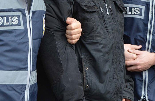 Eyüpsultan'da soygun girişimi sırasında kuyumcuyu yaralayan 4 zanlı tutuklandı