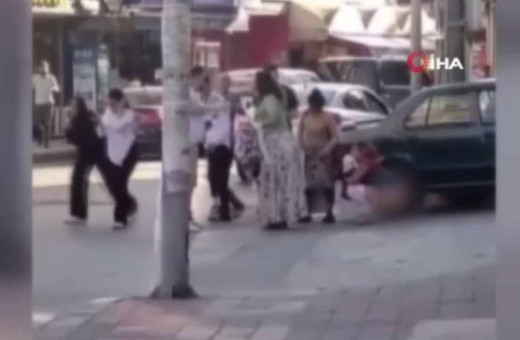 "Tantanacı kadınlar" yakalanınca cadde ortasında soyunup tuvaletini yaptı