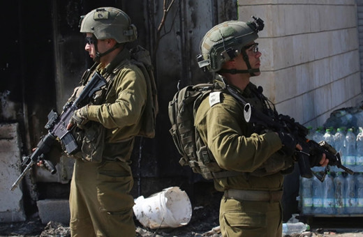 İsrail, Batı Şeria’da Filistinlilere ait iki evi yıktı