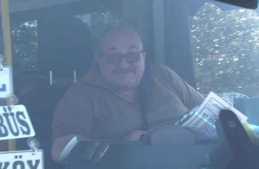 Emniyet kemeri takmadı, cezayı yedi! Minibüs şoföründen ilginç savunma: ‘Göbeğim var’