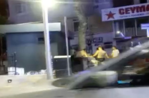 Alkolun etkisiyle kendini kaybetti! Kelepçe sıkı dedi, duvara kafa attı