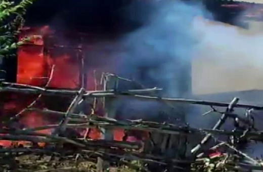 Yayla evi, sahibinin gözünün önünde cayır cayır yandı!