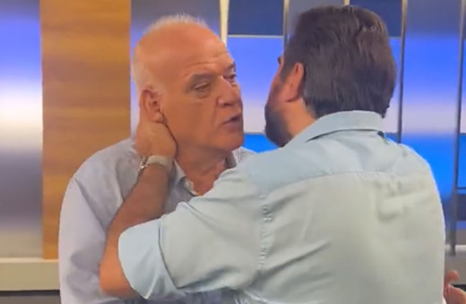 Ahmet Çakar tüm sözlerini yedi! Rasim Ozan varsa yokum' demişti! 'Kurgu kavga' diyenler haklı çıktı