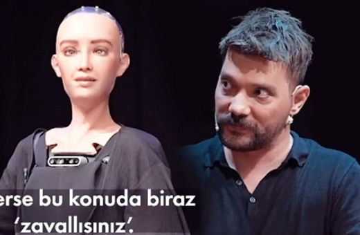 Oğuzhan Uğur'un programında Robot Sophia'nın yanıtları gündem oldu