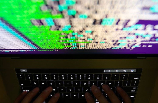 Yerli yazılım firmalarını destekleyici platformlar oluşturulacak