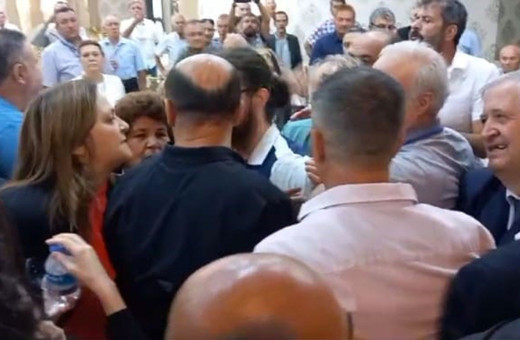 CHP Grup Başkanvekili Burcu Köksal, Afyonkarahisar'daki ilçe kongresinde fenalık geçirdi