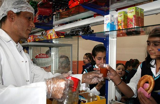 "Okul Gıdası" uygulamasına geçiş süresi 2026’ya kadar uzatıldı!