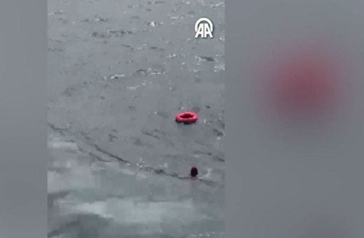 İstanbul'da bir kadın vapurdan denize düştü