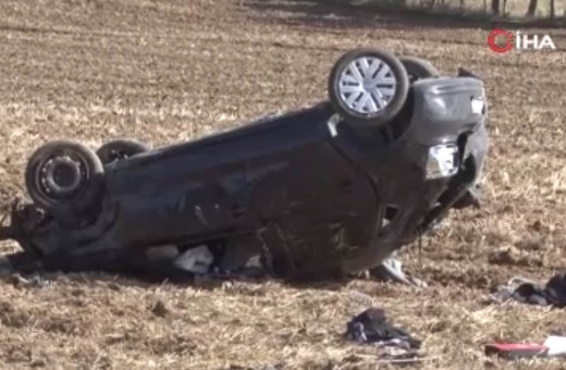 Büyükçekmece'de feci kaza: Araçtan fırlayan genç kız hayatını kaybetti