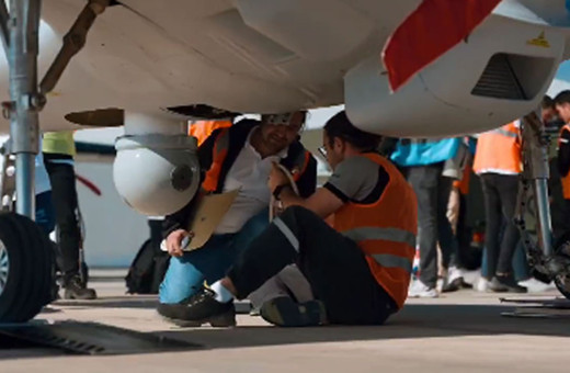 Kısa pistli gemilere inebilecek Bayraktar TB3'ün test görüntüleri paylaşıldı