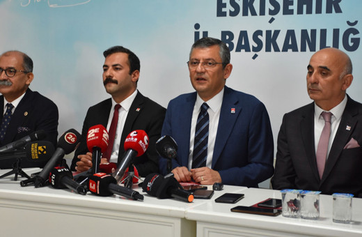 CHP Genel Başkan adayı Özgür Özel, Eskişehir'de konuştu