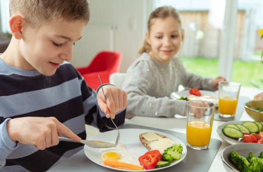 Çocuğunuzu okula kahvaltı etmeden göndermeyin!