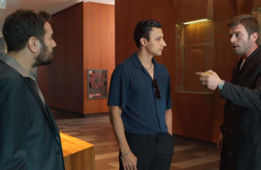 'Aile' dizisinde Dilan Polat ve Engin Polat göndermesi