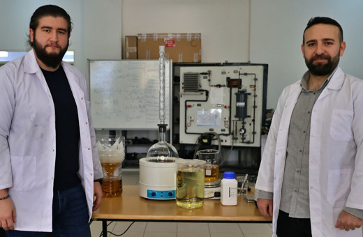 Üniversitenin atık yağları biyodizele dönüştürülüyor!