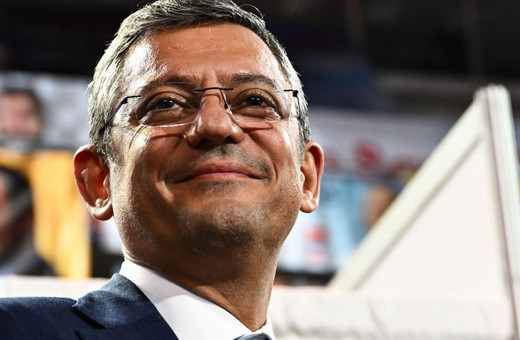 CHP Genel Başkanı Özgür Özel o isimleri görevden aldı! İsmi anons edilmemişti