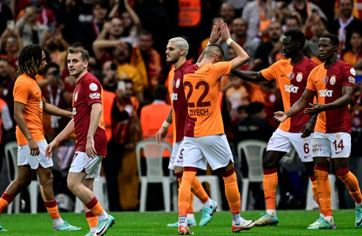 Galatasaray, Alanyaspor'u farklı mağlup etti